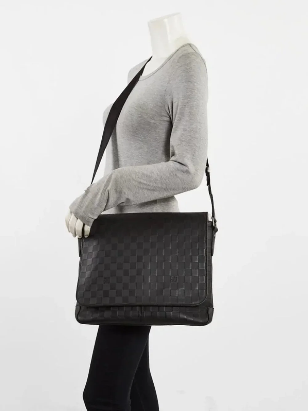 Louis Vuitton Black Damier Infini Leather District MM Bag